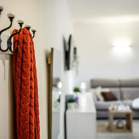 Apartment Nella Corte Del Mulino, 1 Passo Dal Centro Con Parcheggio *