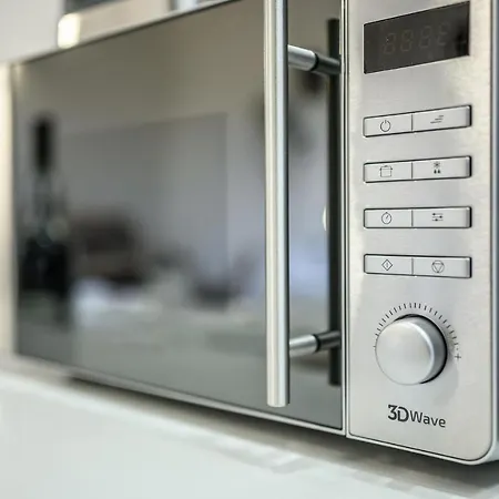 Nella Corte Del Mulino, 1 Passo Dal Centro Con Parcheggio 摩德纳