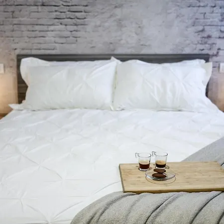 Nella Corte Del Mulino, 1 Passo Dal Centro Con Parcheggio