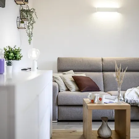 Nella Corte Del Mulino, 1 Passo Dal Centro Con Parcheggio 公寓 *