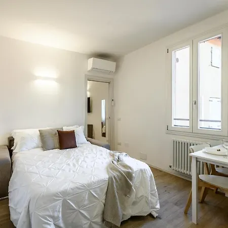 Nella Corte Del Mulino, 1 Passo Dal Centro Con Parcheggio Apartment