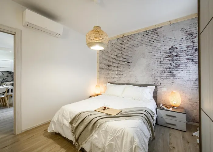 Nella Corte Del Mulino, 1 Passo Dal Centro Con Parcheggio Διαμέρισμα *