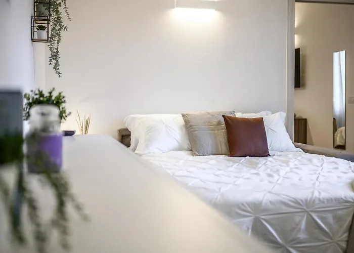 Nella Corte Del Mulino, 1 Passo Dal Centro Con Parcheggio Διαμέρισμα