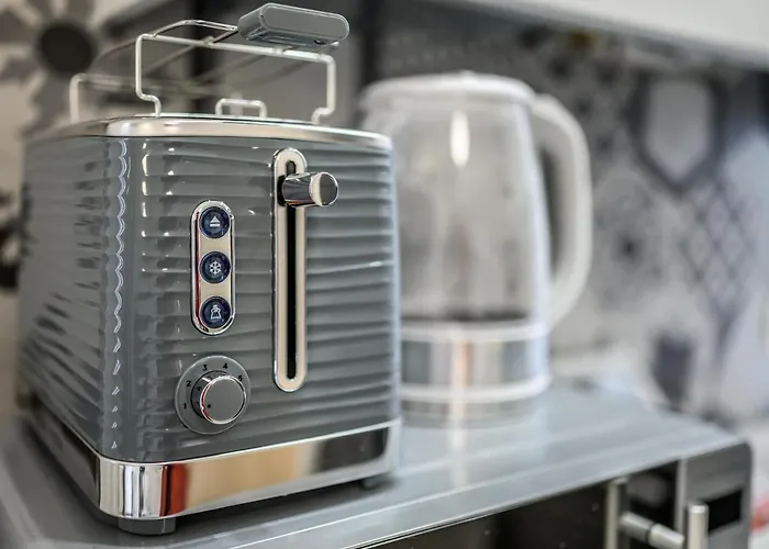 Appartamento Nella Corte Del Mulino, 1 Passo Dal Centro Con Parcheggio *